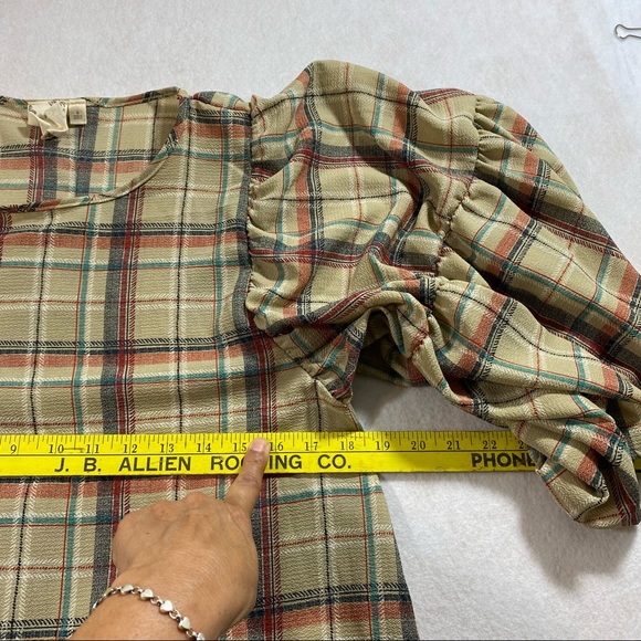 Blu Pepper Cropped Plaid Top Small Flowy Butterfly Sleeves button Down B… - Picture 4 of 8